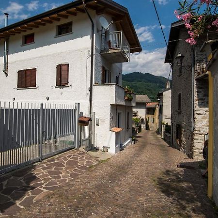 Casa Vacanze Linda Gera Lario Zewnętrze zdjęcie