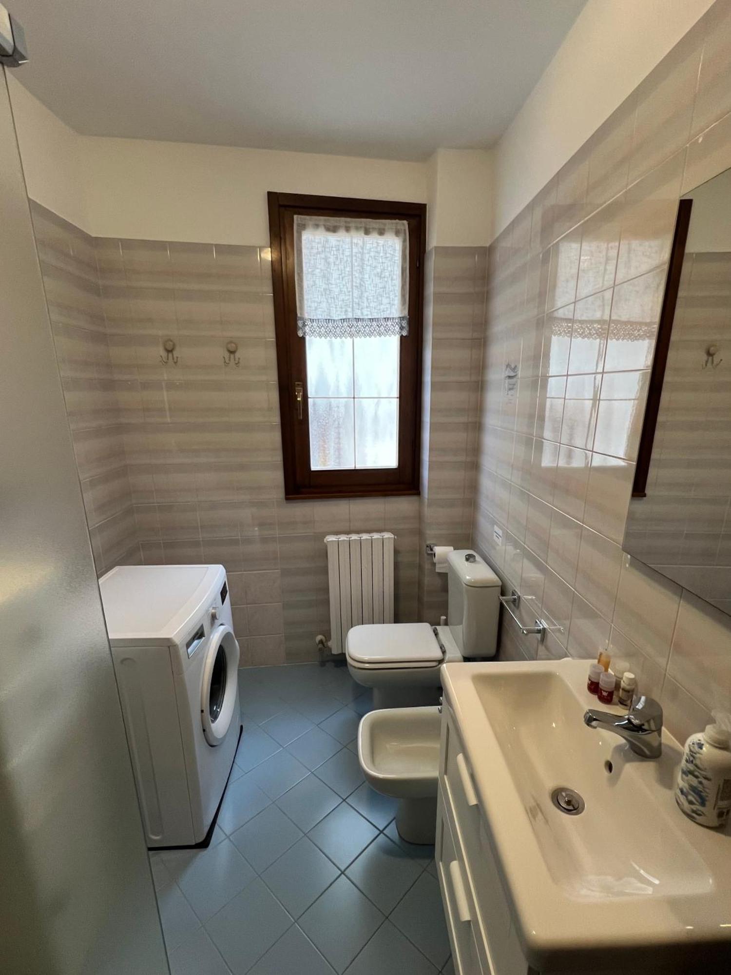Casa Vacanze Linda Gera Lario Zewnętrze zdjęcie